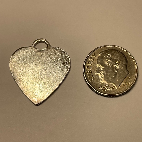 Vintage Sterling Silver Solid Plain Heart ❤️ Tag Charm / Pendant. 1 inch high - Picture 2 of 5
